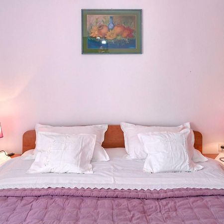 Guesthouse Wish Stari Grad  Esterno foto