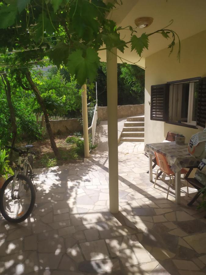 Guesthouse Wish Stari Grad  Esterno foto