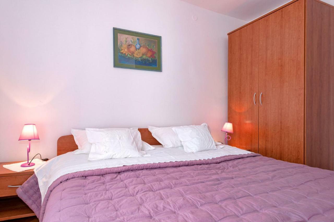 Guesthouse Wish Stari Grad  Esterno foto